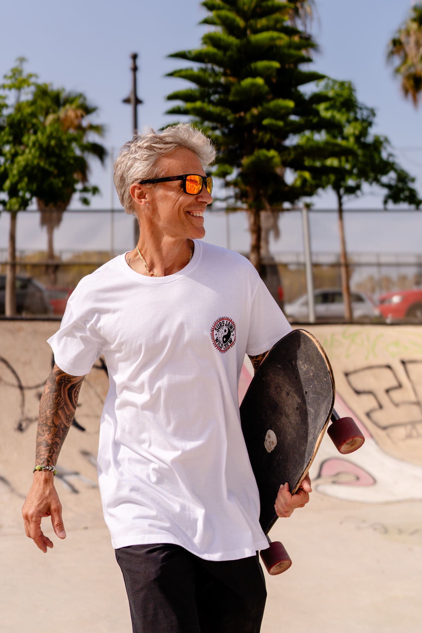 Camiseta SurfJaws Wild Crew – Tribu Salvaje Urbana
