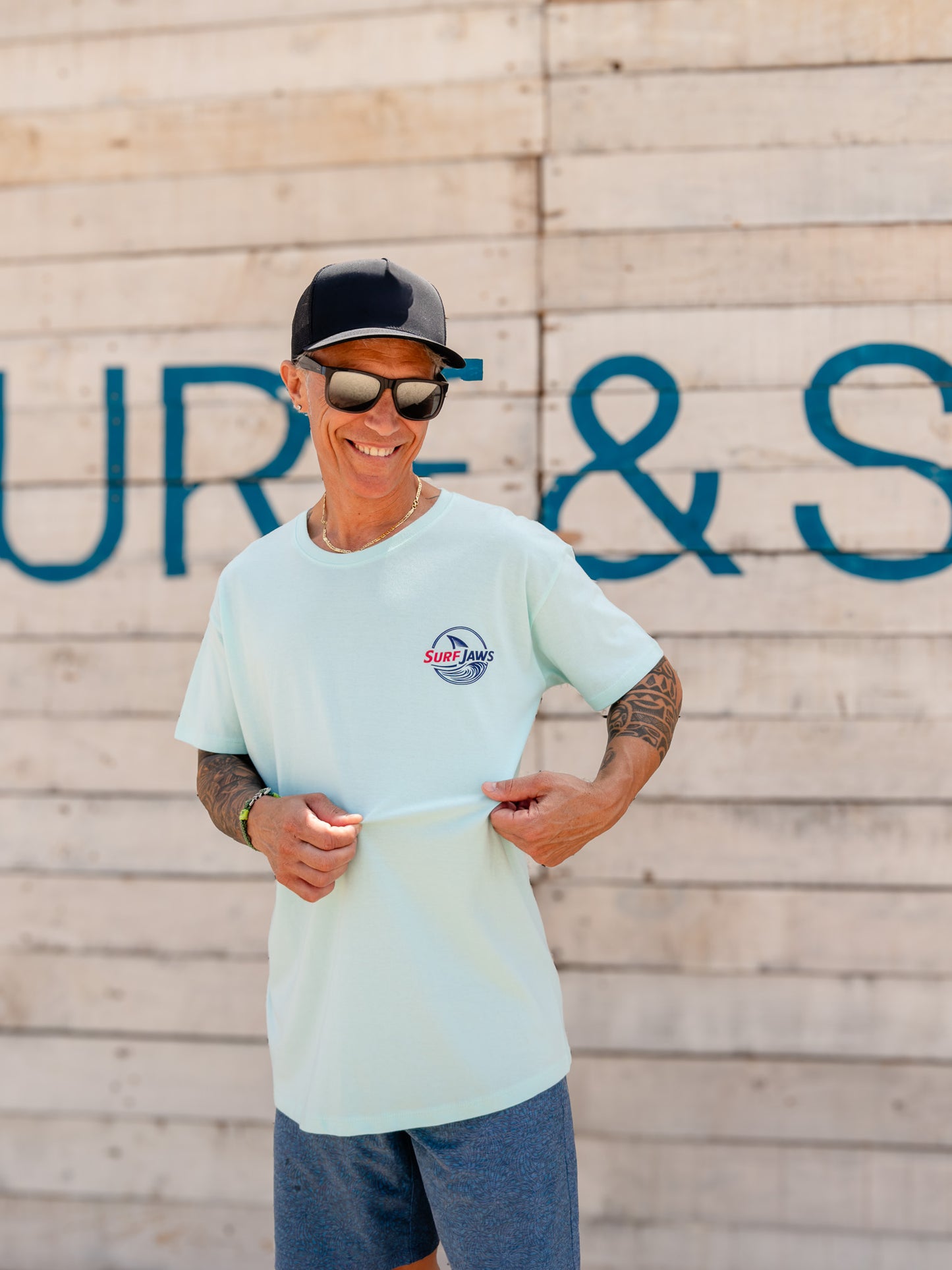 Camiseta SurfJaws Ocean Life – Espíritu Oceánico Urbano