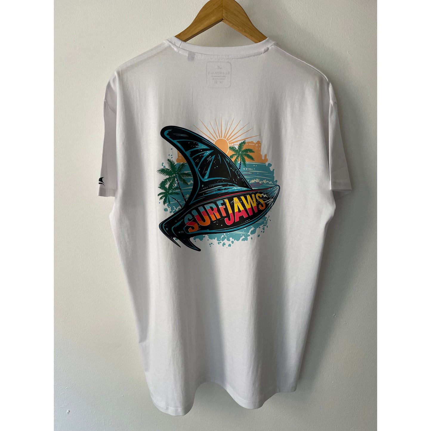 Camisetas 100% Algodón Orgánico con Diseño de Quilla de Surf
