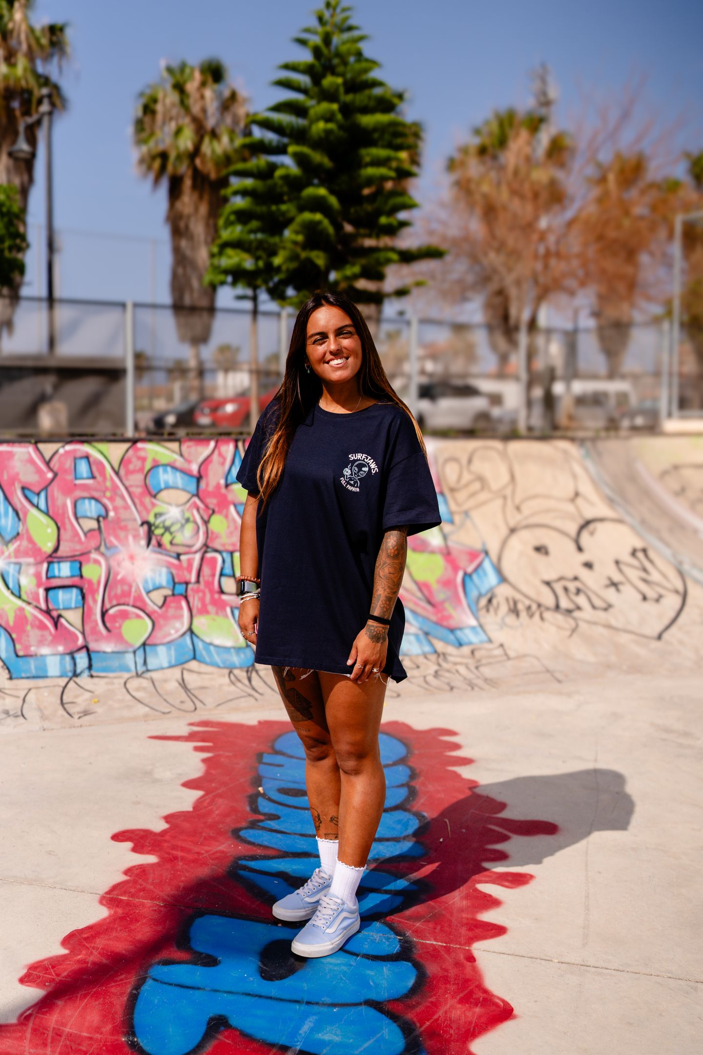 Camiseta SurfJaws Full Papaya – Tropical Rebelde Urbano